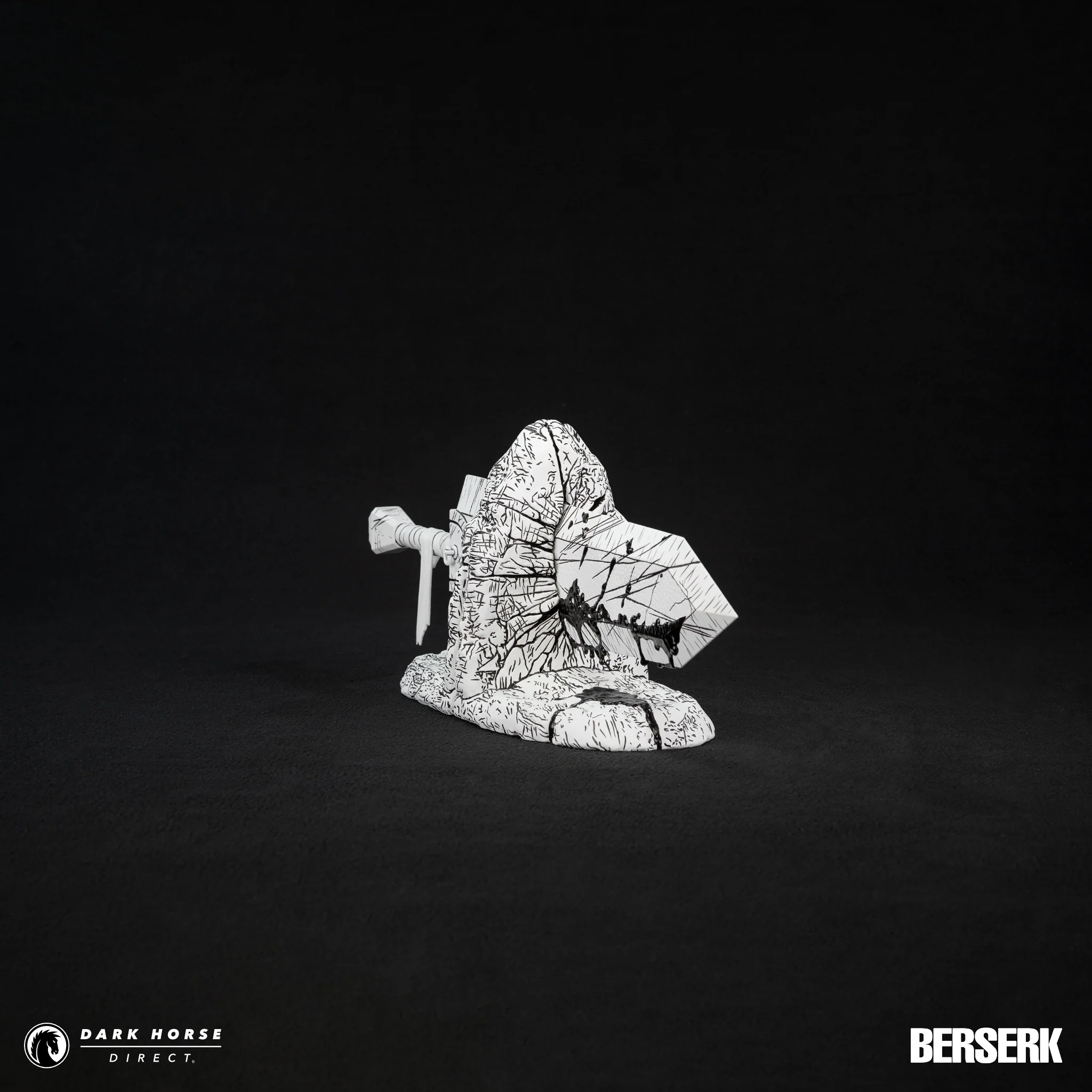Berserk: Dragon Slayer Sword Bookends (Manga Paint Variant) - Image 5