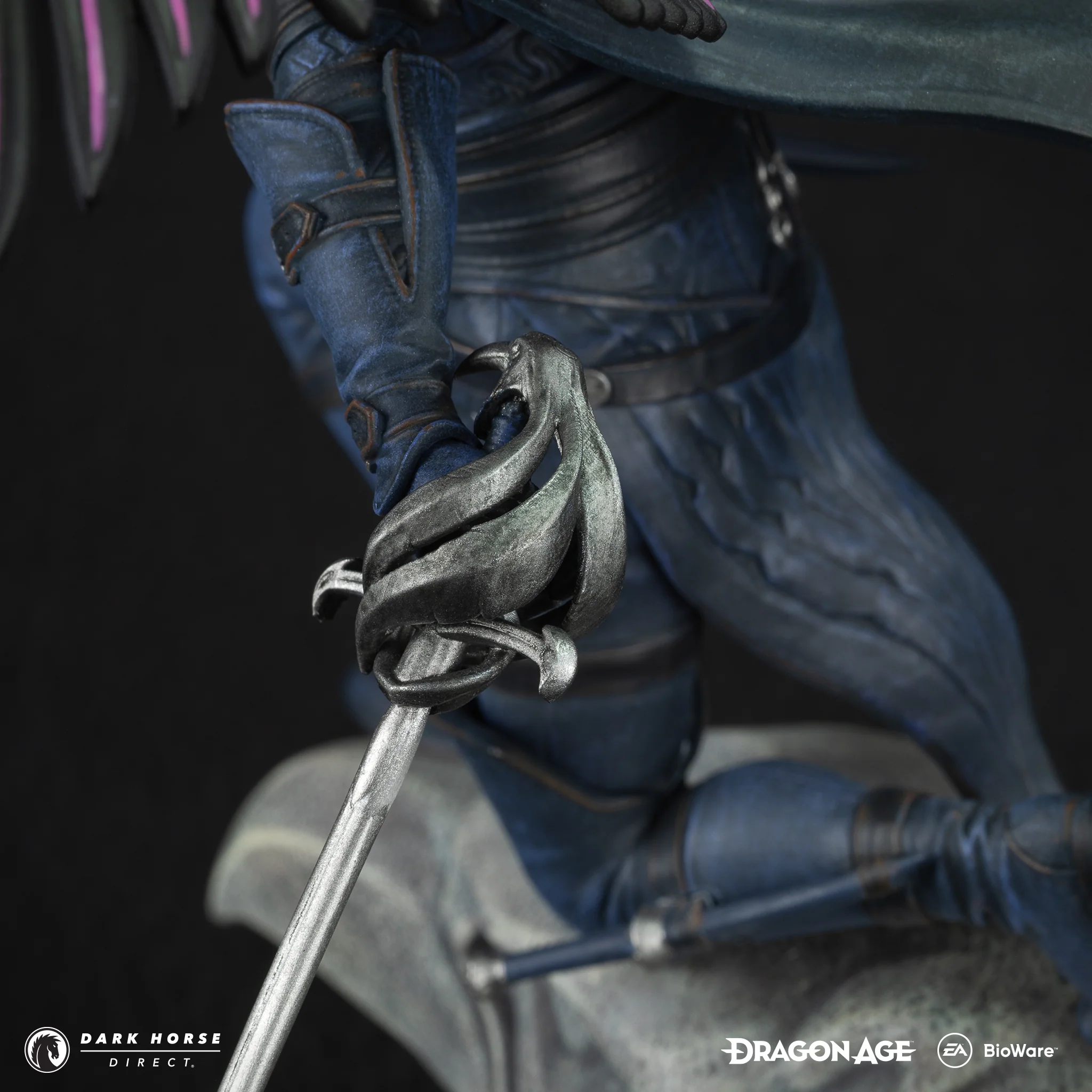 Dragon Age: The Veilguard Lucanis Dellamorte Statuette - Image 12