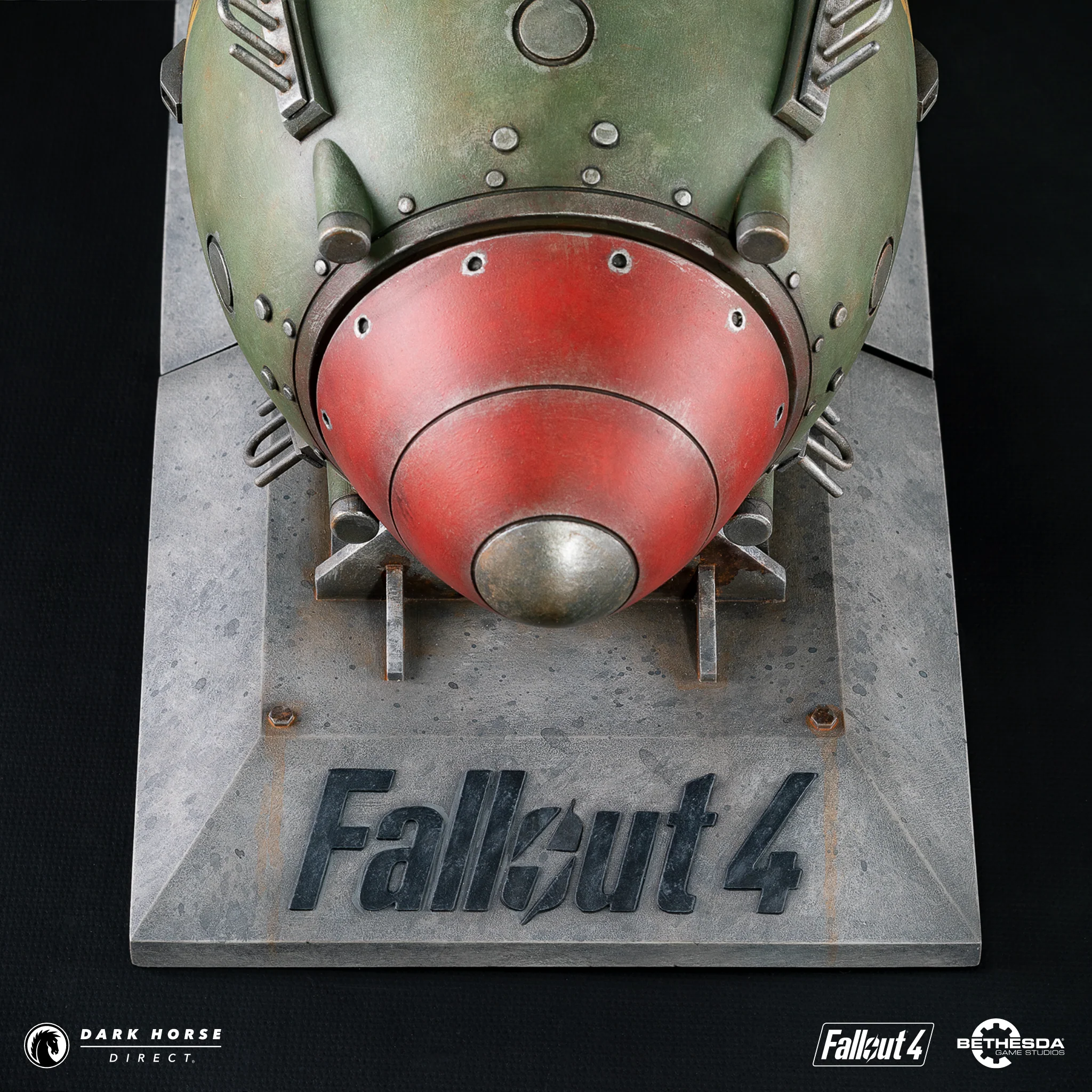 Fallout 4: Liberty Prime Nuke Bomb Bookends - Image 10
