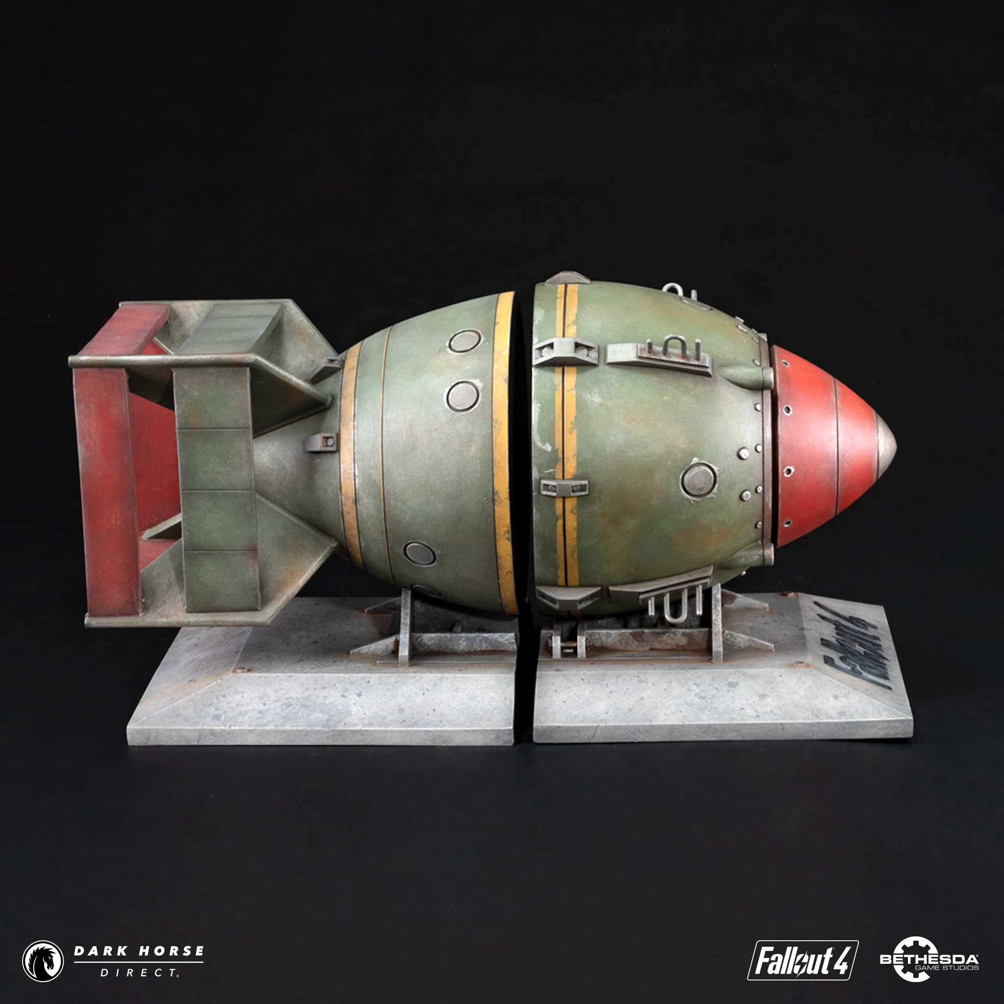 Fallout 4: Liberty Prime Nuke Bomb Bookends - Image 3