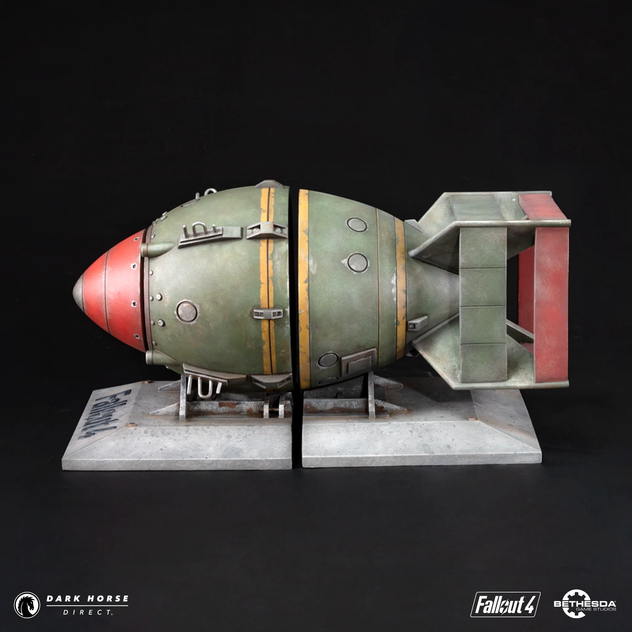 Fallout 4: Liberty Prime Nuke Bomb Bookends - Image 7