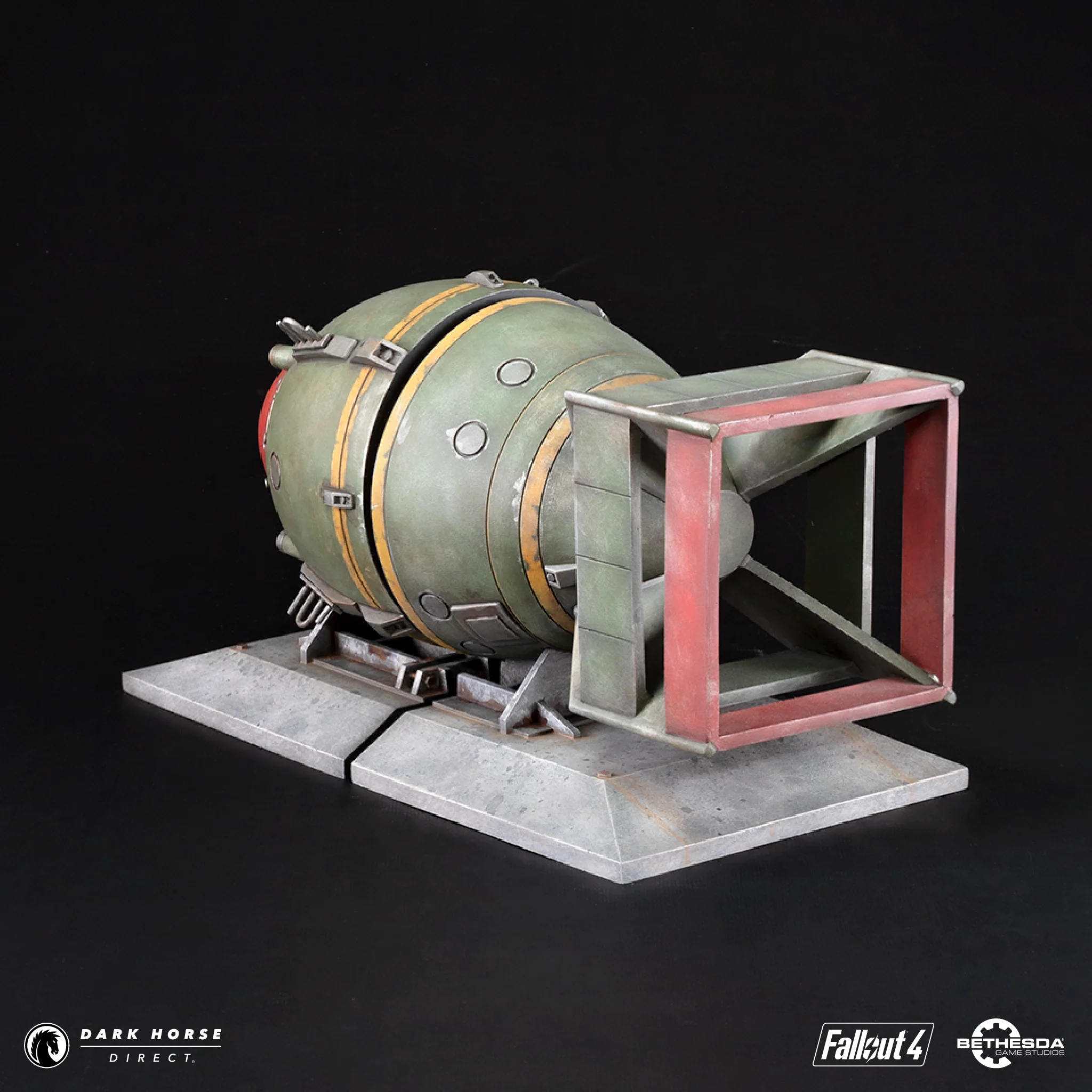 Fallout 4: Liberty Prime Nuke Bomb Bookends - Image 8