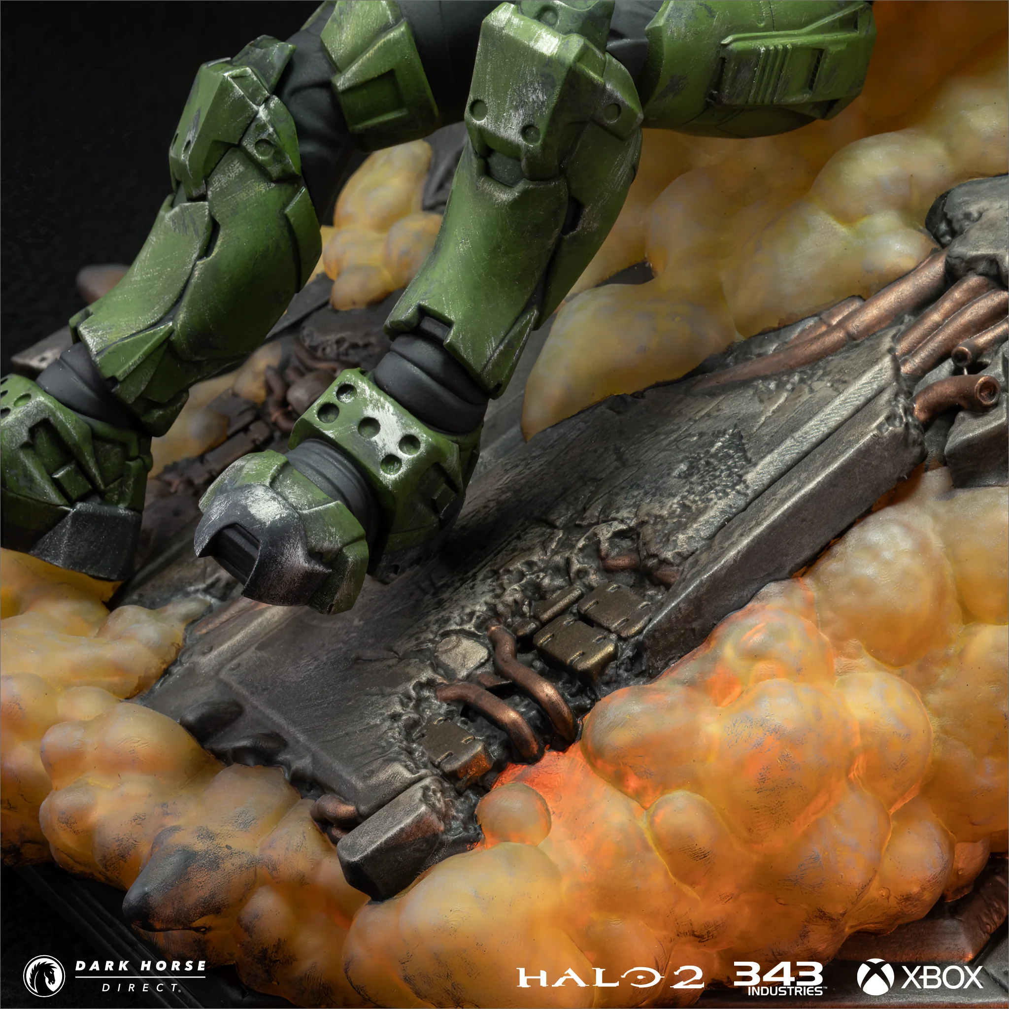Halo 2: Master Chief 20th Anniversary Statue - Image 12