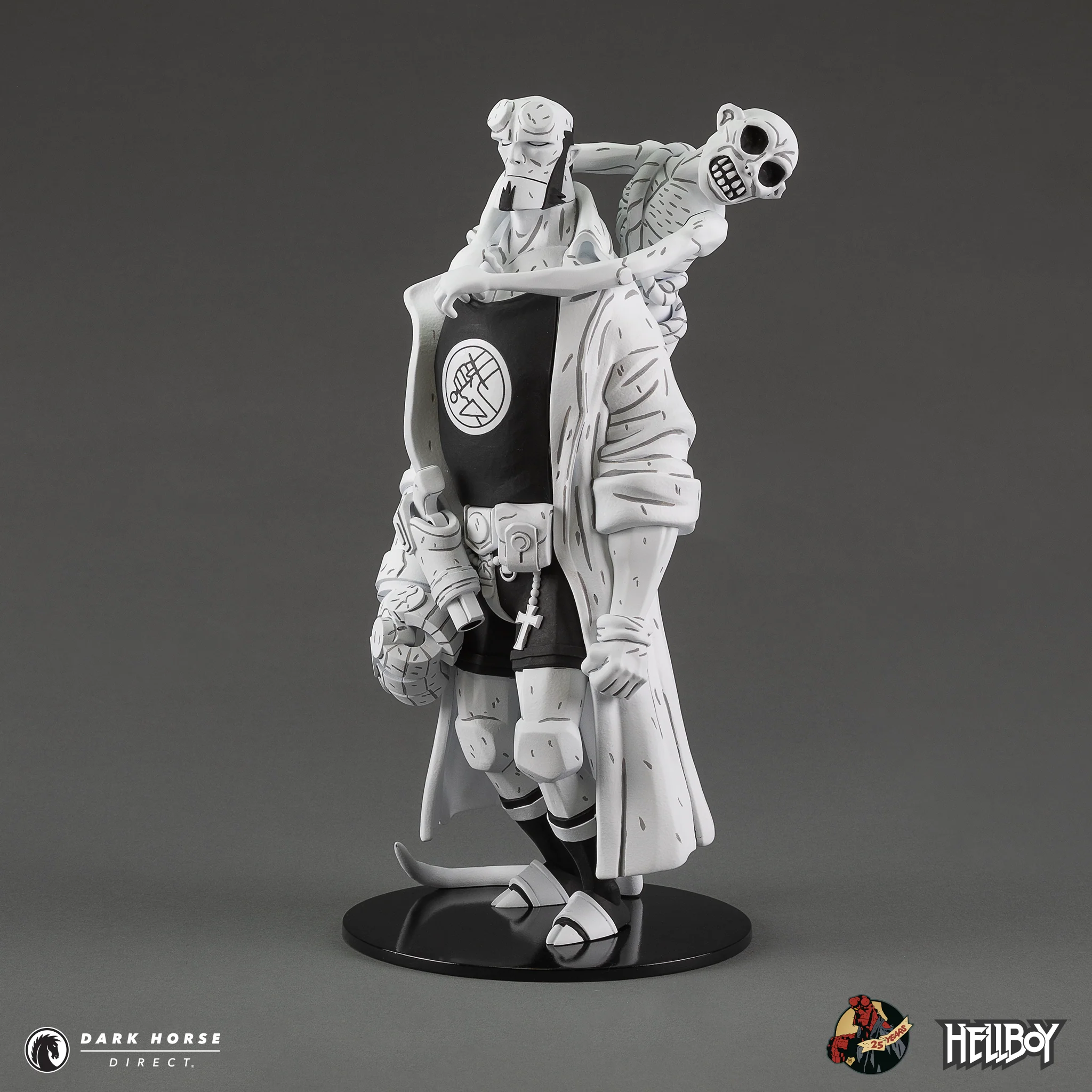 Hellboy 30th Anniversary Deluxe Vinyl Figure (Black and White Variant) - Image 11