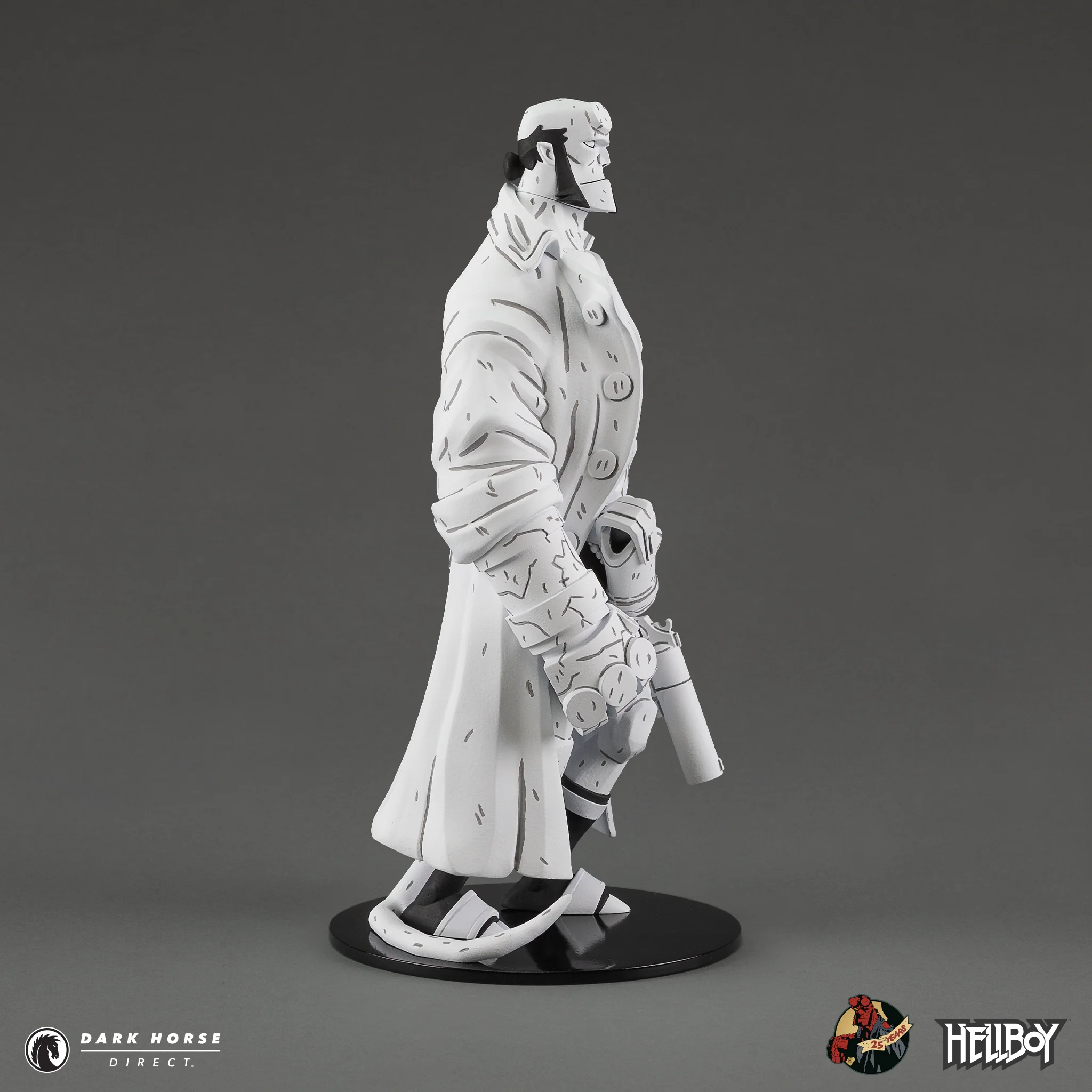 Hellboy 30th Anniversary Deluxe Vinyl Figure (Black and White Variant) - Image 4