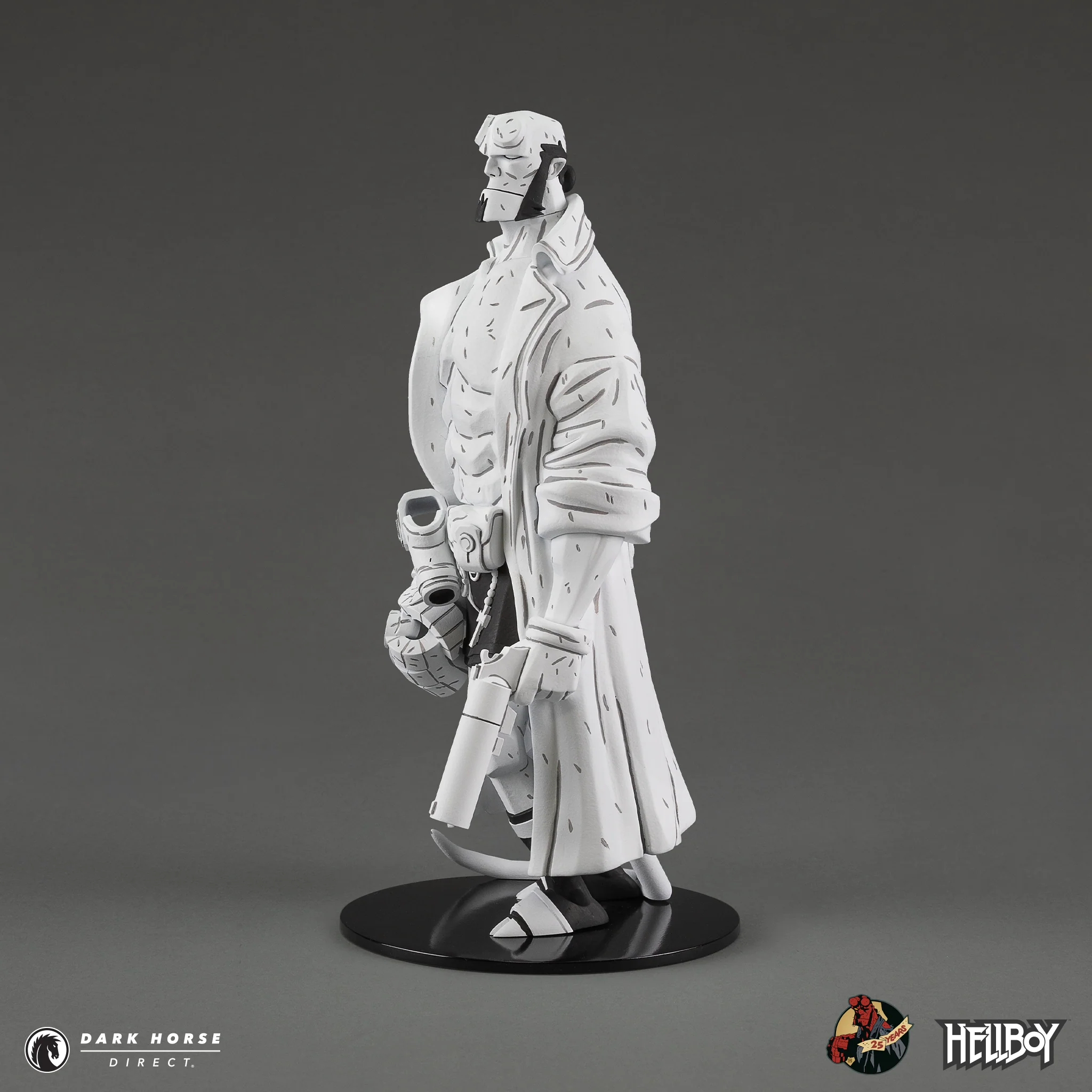Hellboy 30th Anniversary Deluxe Vinyl Figure (Black and White Variant) - Image 6