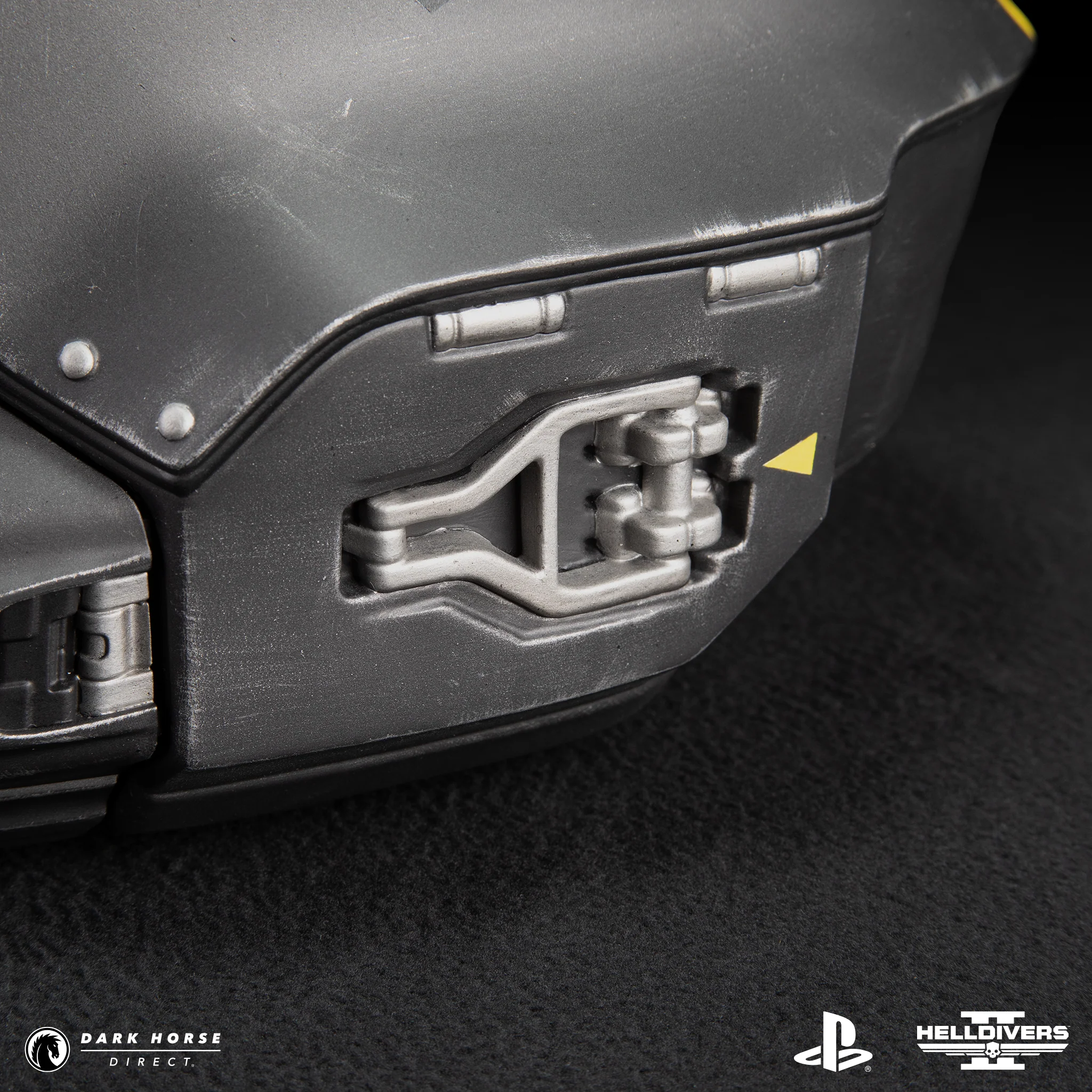 Helldivers 2: B-01 Tactical Helmet 1:1 Scale Replica - Image 12