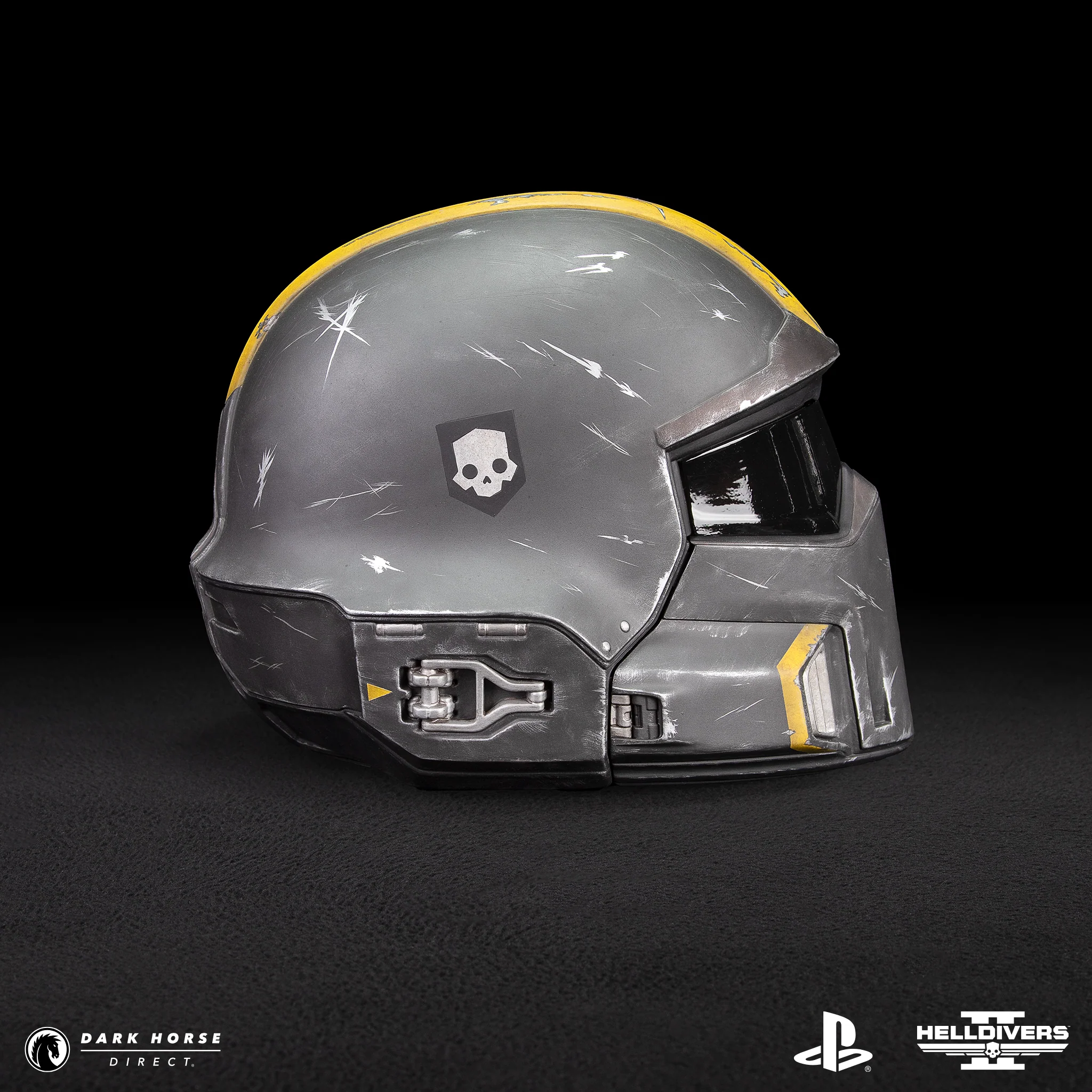 Helldivers 2: B-01 Tactical Helmet 1:1 Scale Replica - Battle Damaged Edition - Image 9