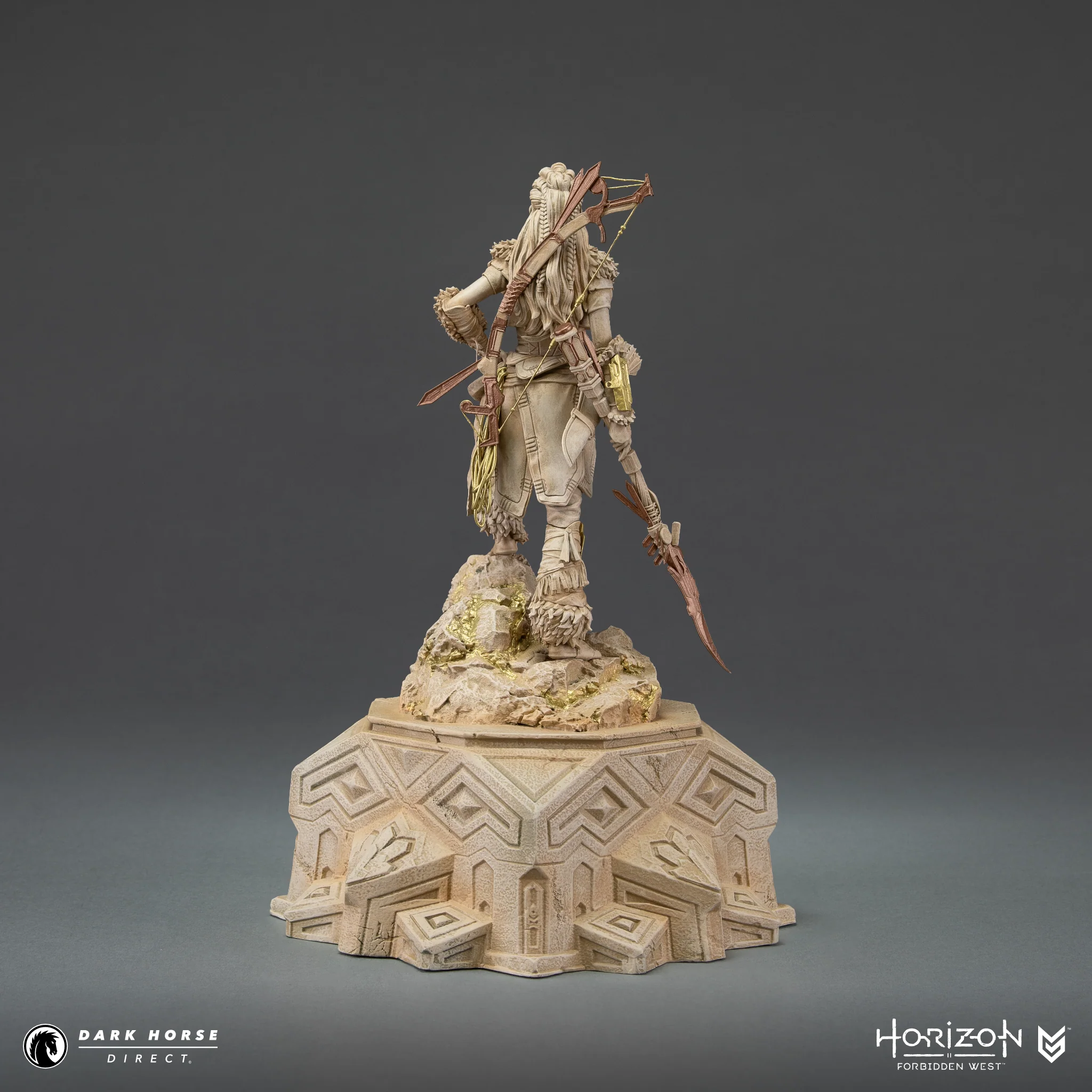 Horizon Forbidden West: Meridian City Aloy Statue - Image 4