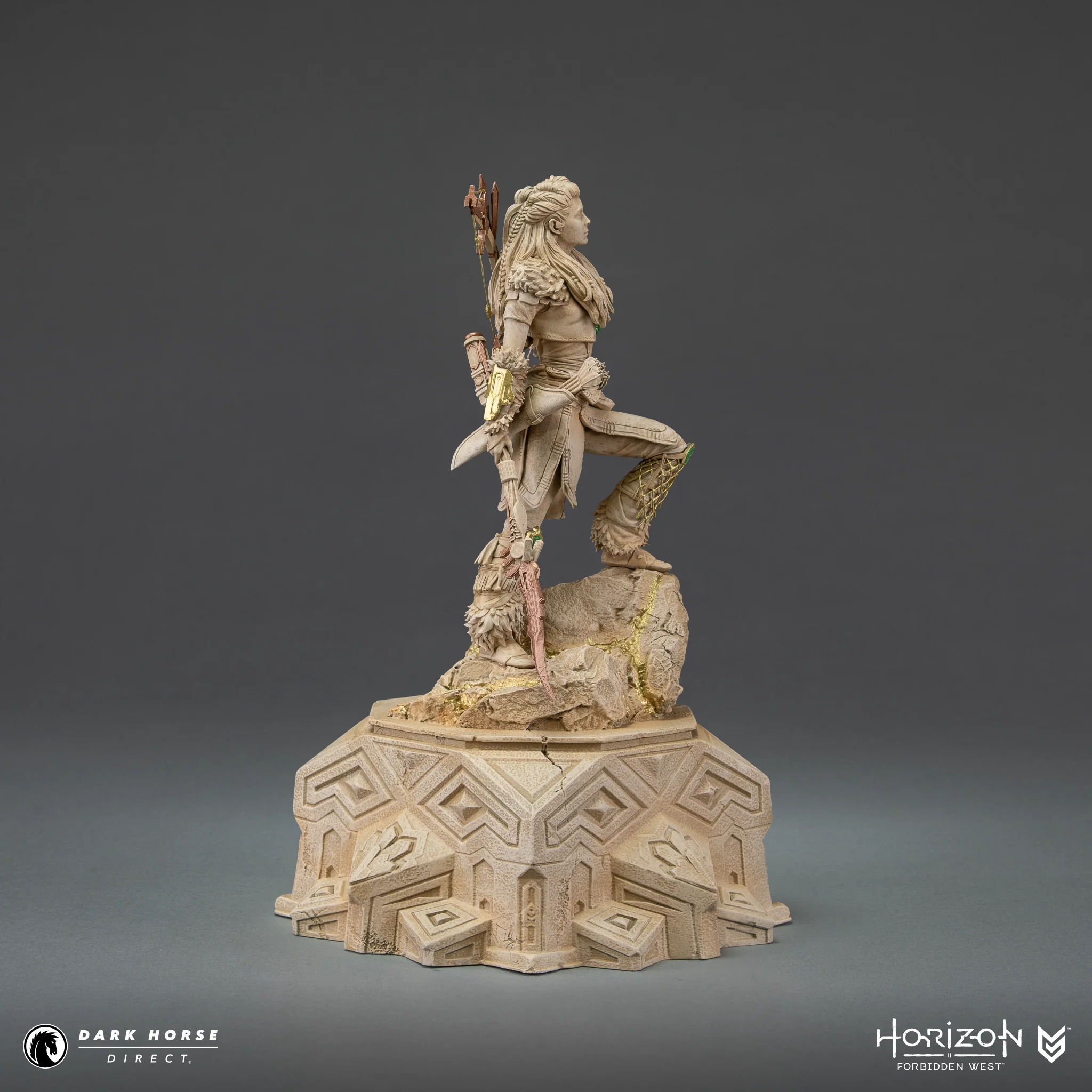 Horizon Forbidden West: Meridian City Aloy Statue - Image 5