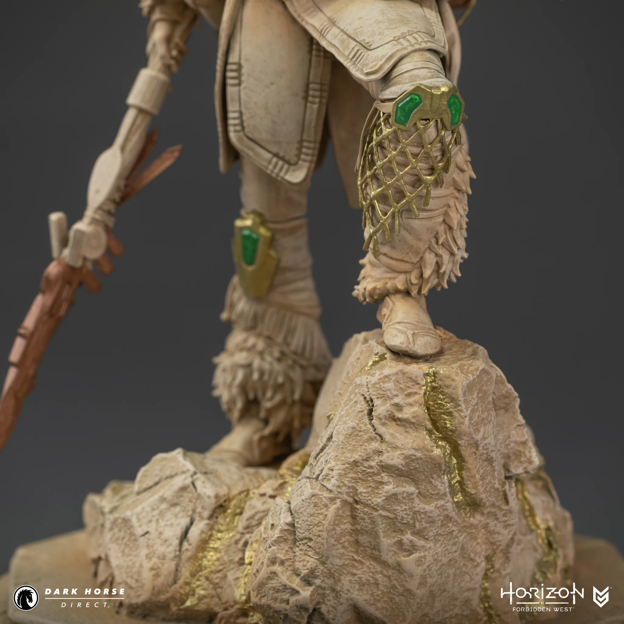 Horizon Forbidden West: Meridian City Aloy Statue - Image 9