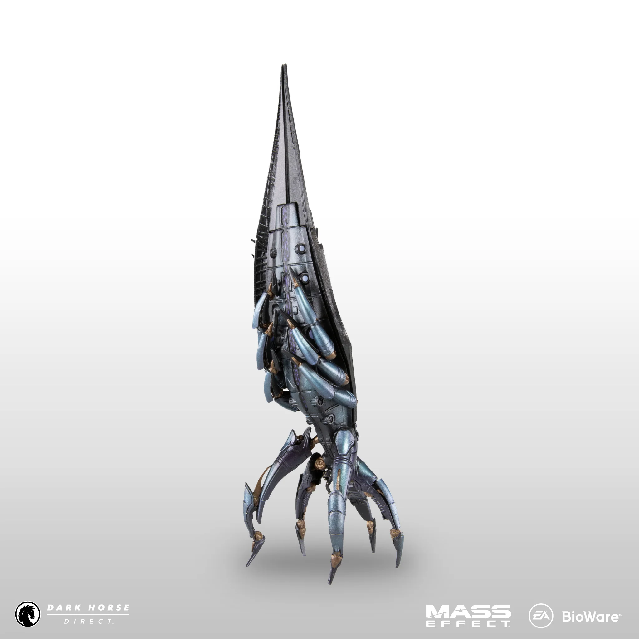 Mass Effect: 8" Reaper Sovereign PVC Ship Replica - Image 5