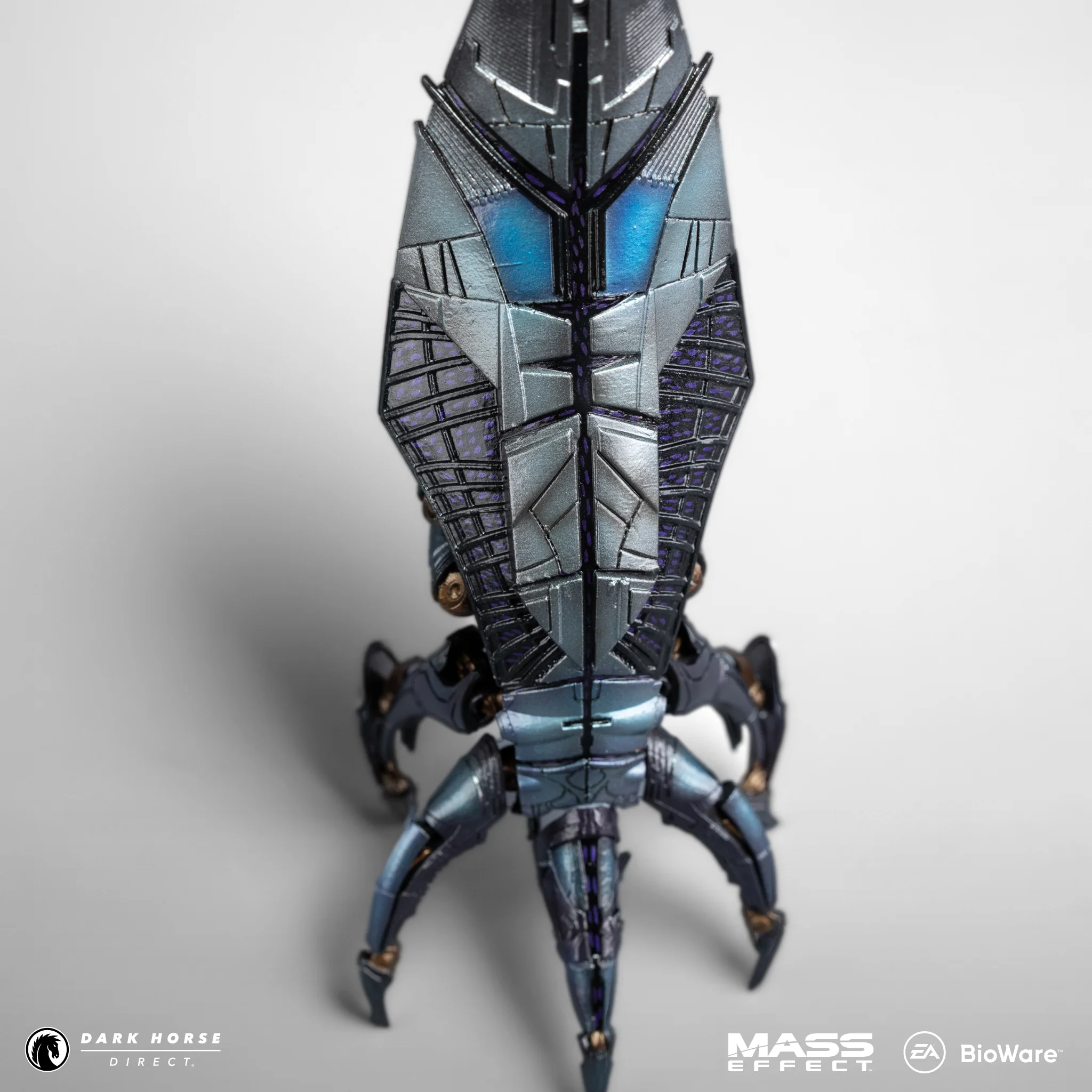 Mass Effect: 8" Reaper Sovereign PVC Ship Replica - Image 9