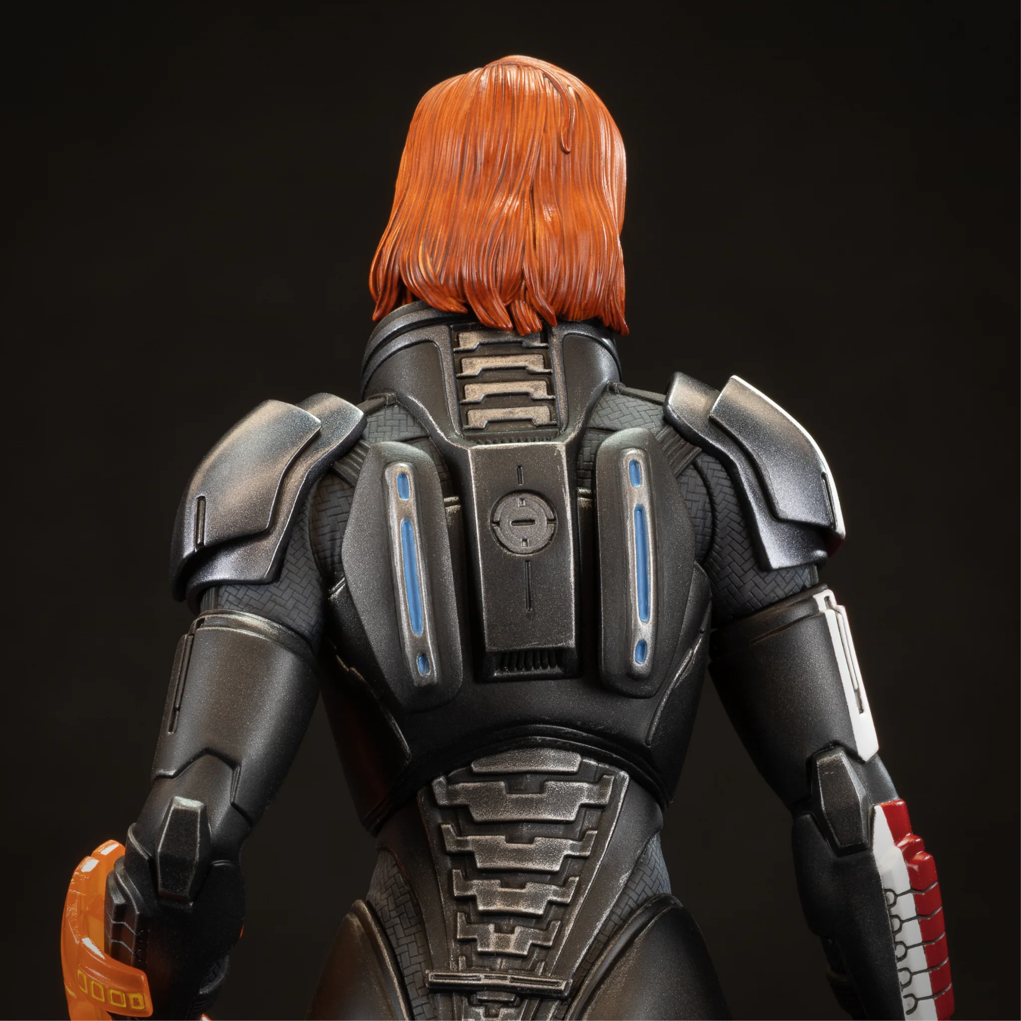 Mass Effect: Commander Jane Shepard Figure - Image 10