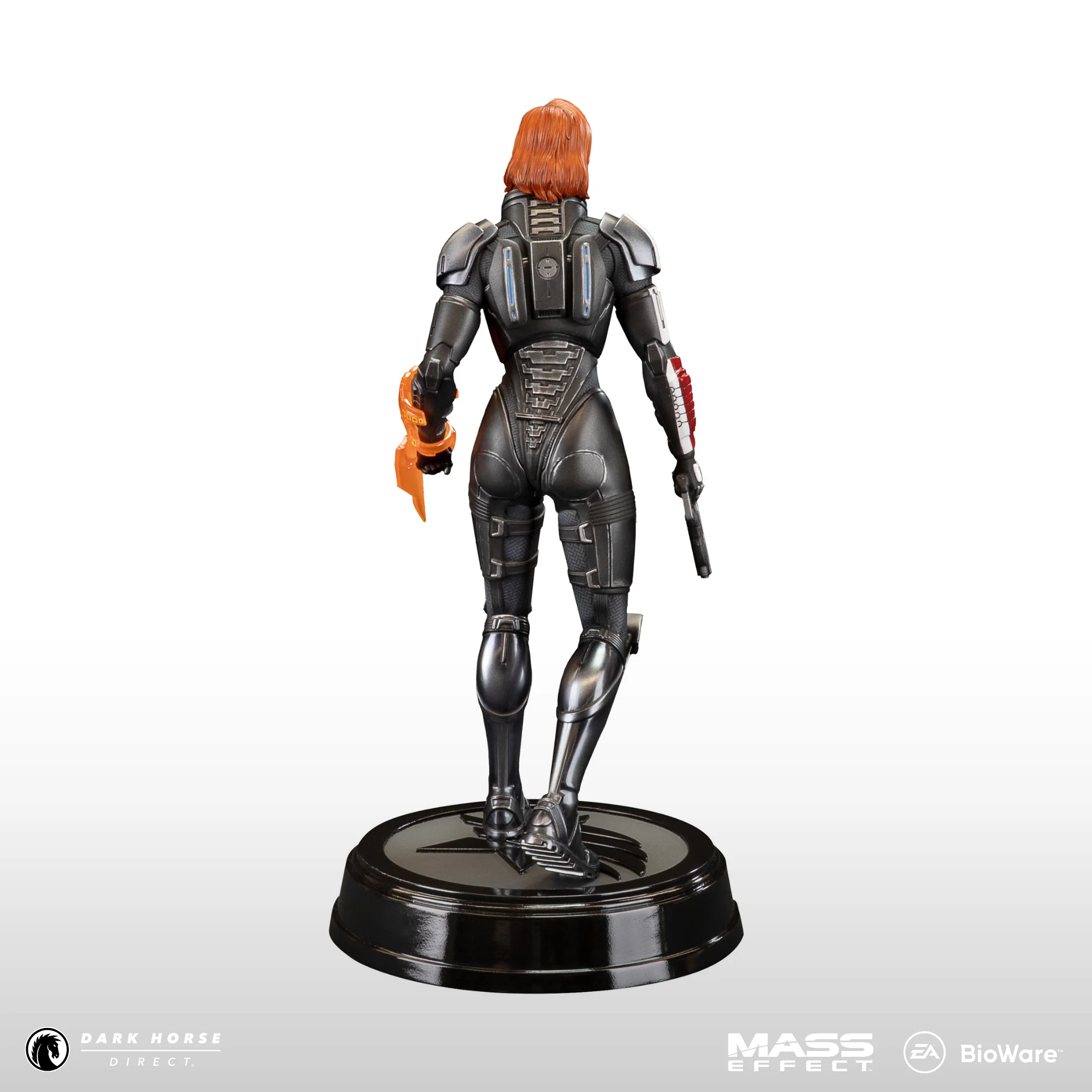 Mass Effect: Commander Jane Shepard Figure - Image 4