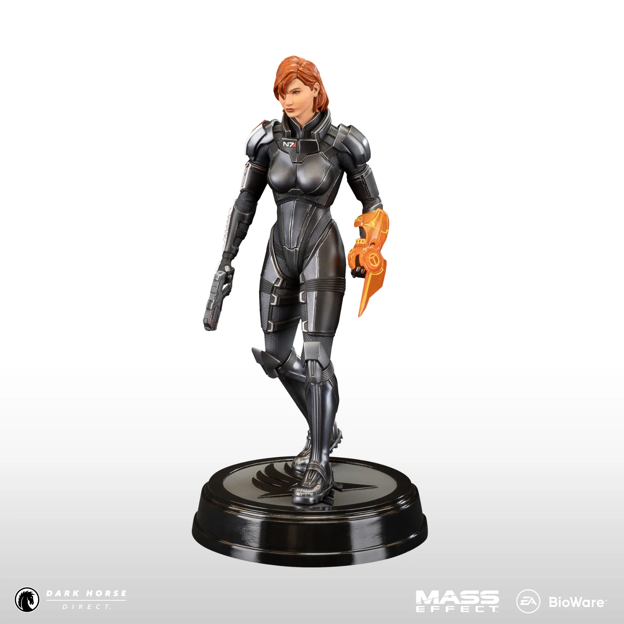 Mass Effect: Commander Jane Shepard Figure - Image 6