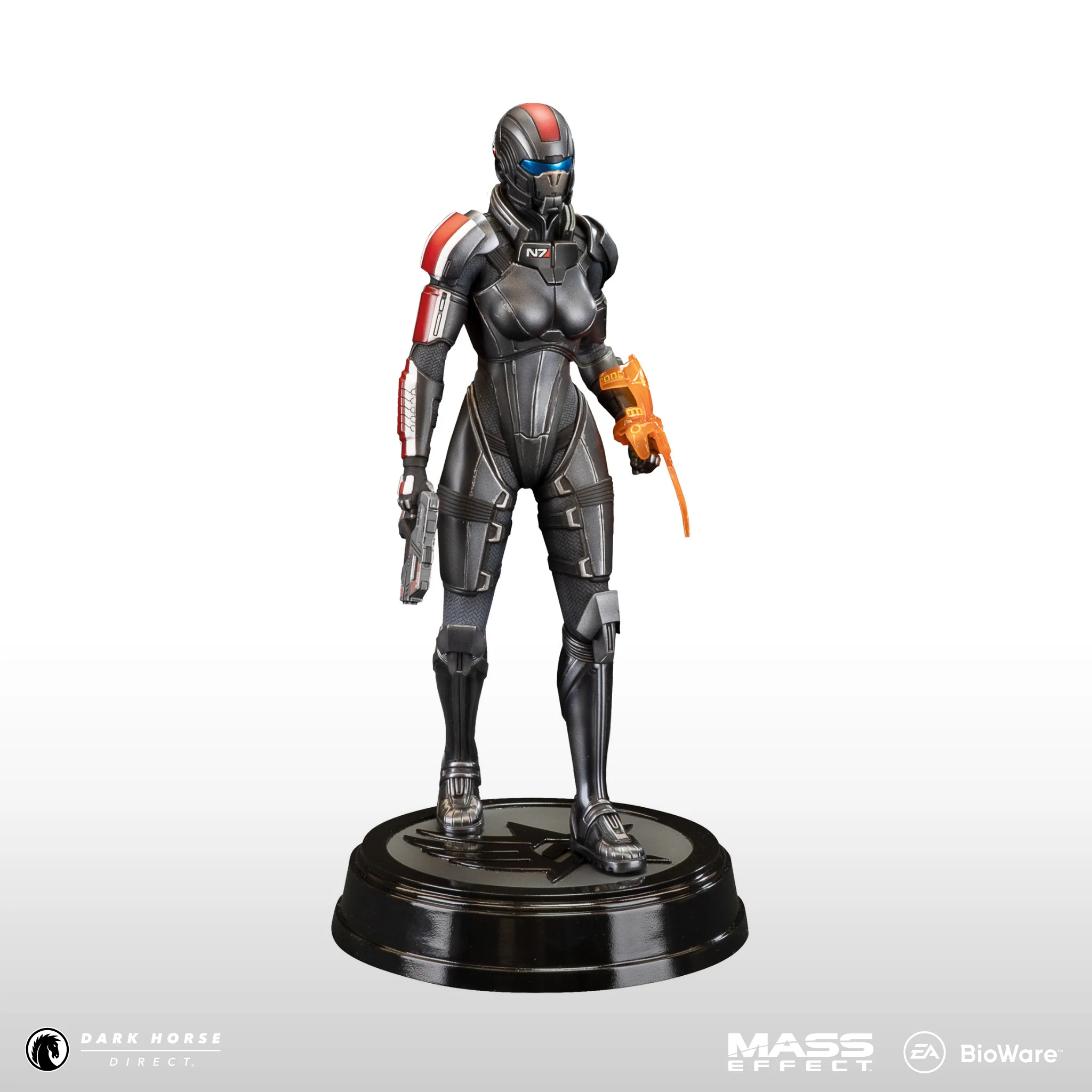 Mass Effect: Commander Jane Shepard Figure - Image 8