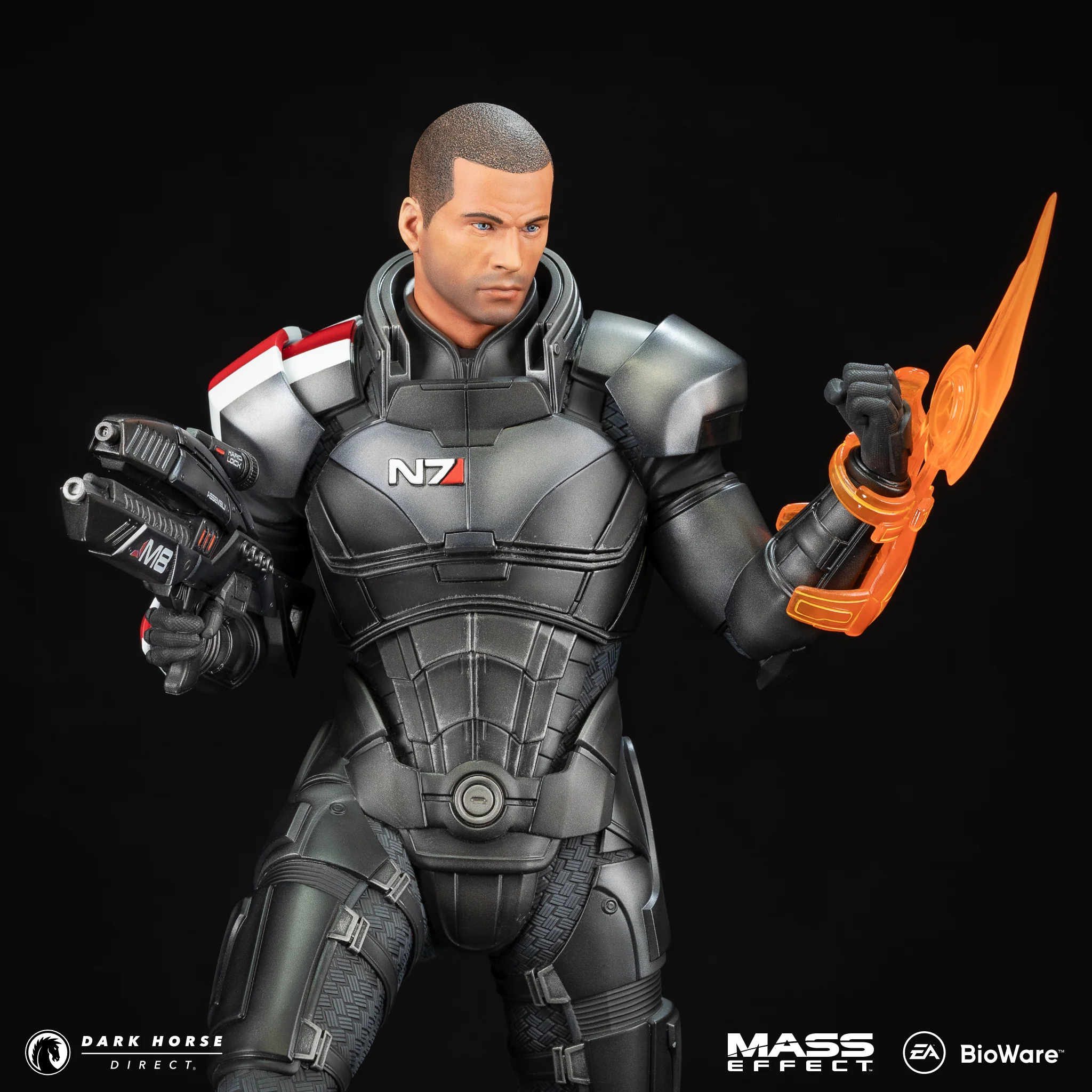 Mass Effect: Commander John Shepard 1/6th Scale Statue - Image 11