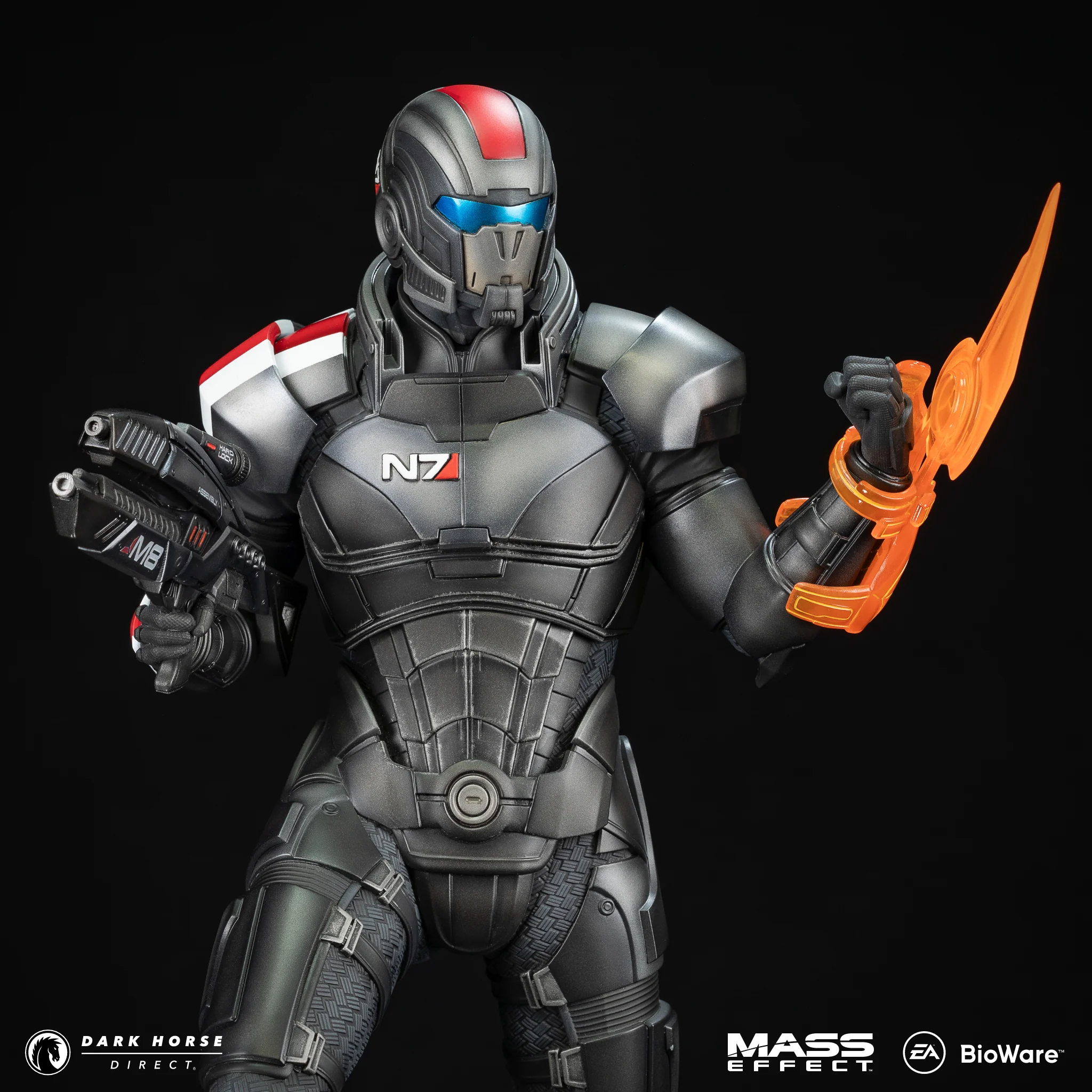 Mass Effect: Commander John Shepard 1/6th Scale Statue - Image 23