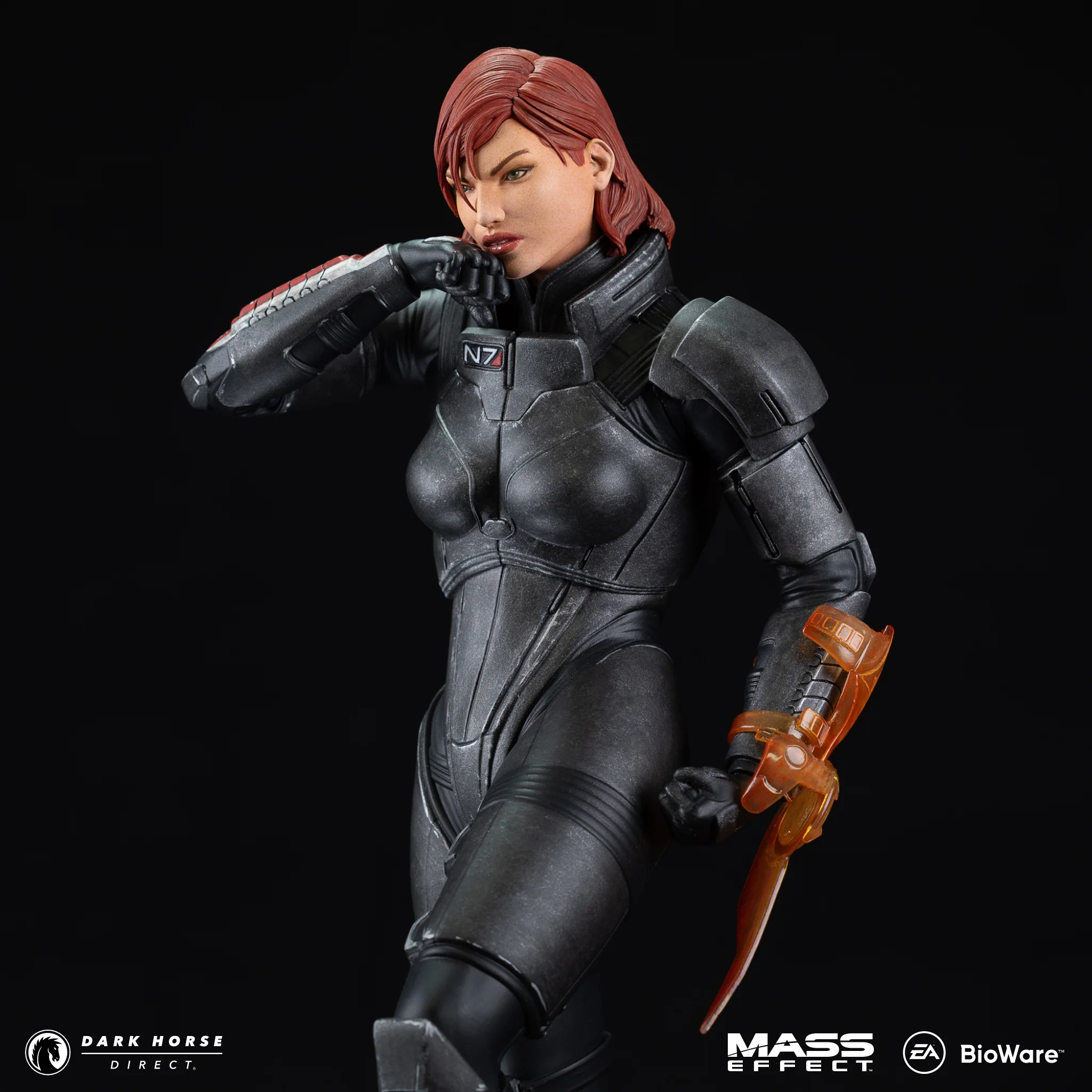 Mass Effect: Commander Jane Shepard 1/6 Scale Statue - Image 8