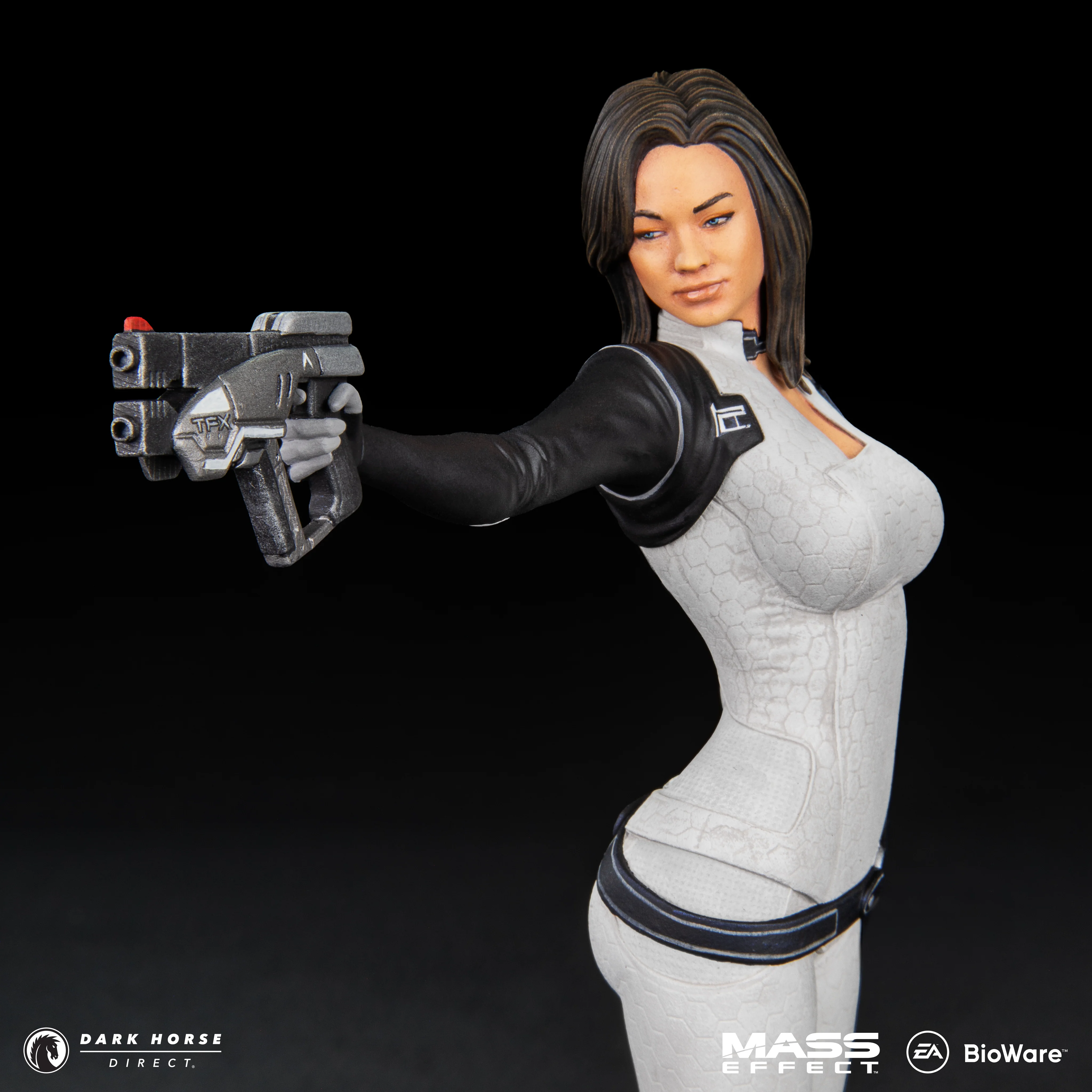 Mass Effect: Miranda Lawson Figure - Image 10