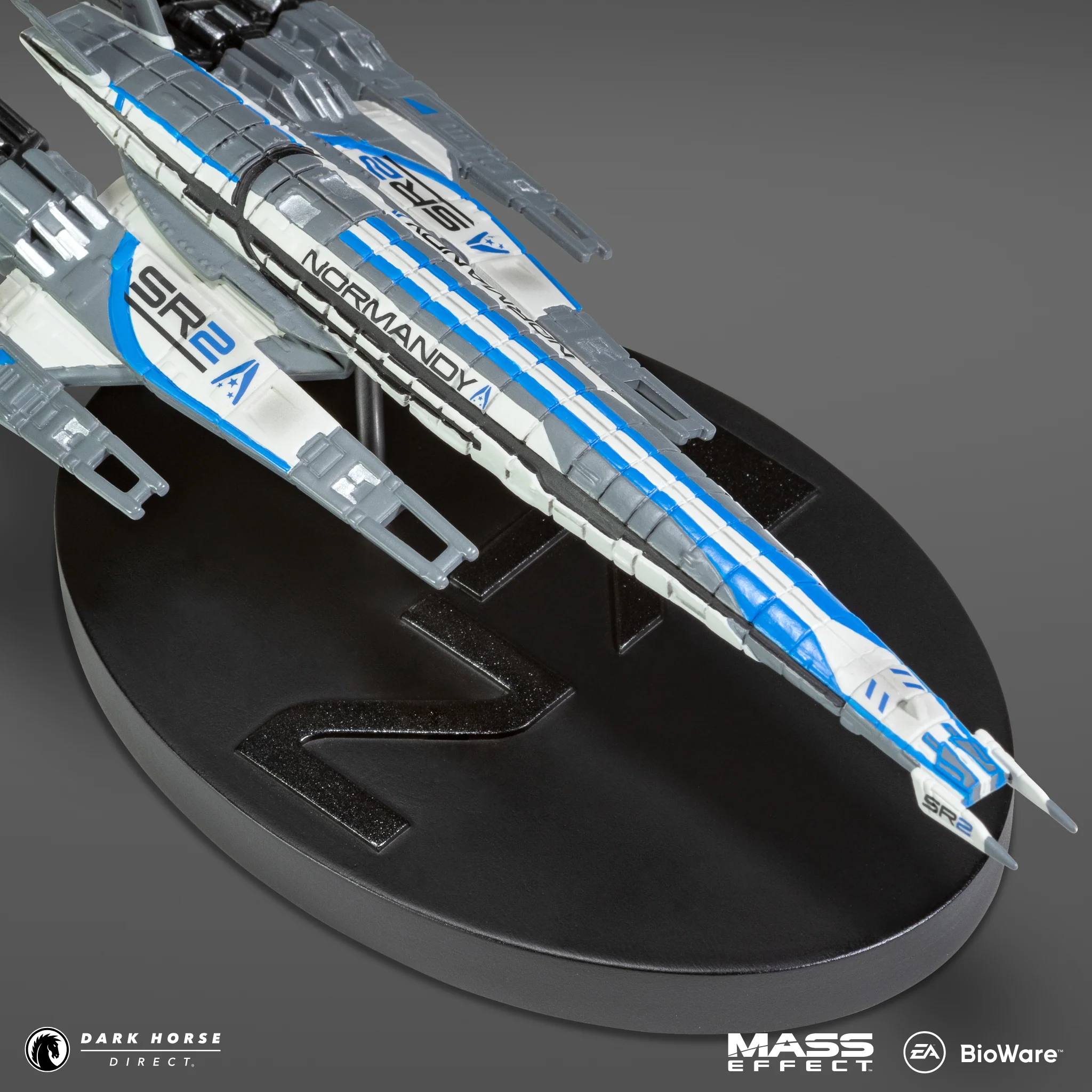 Mass Effect: Normandy SR-2 Ship Replica Remaster - Image 6