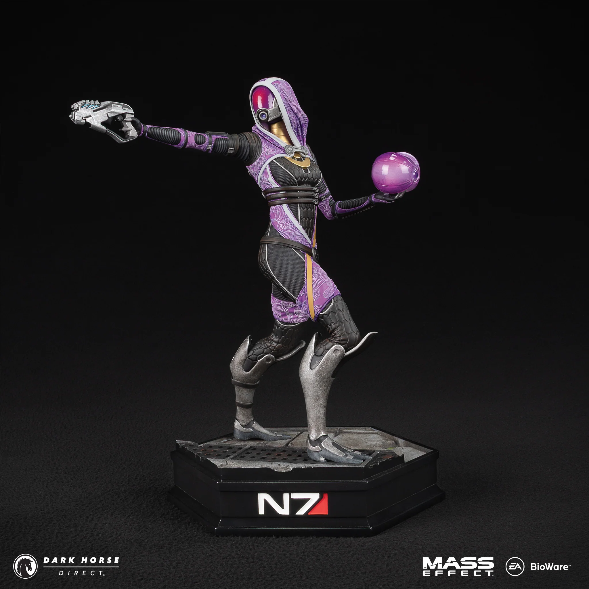 Mass Effect: Tali'Zorah 1/6 Scale Statue - Image 3