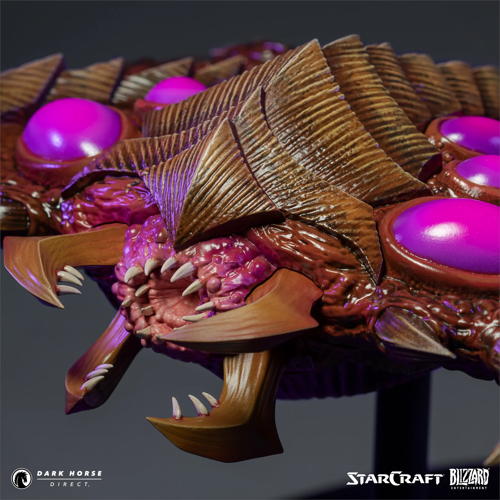 StarCraft: Zerg Brood Lord Replica - Image 11
