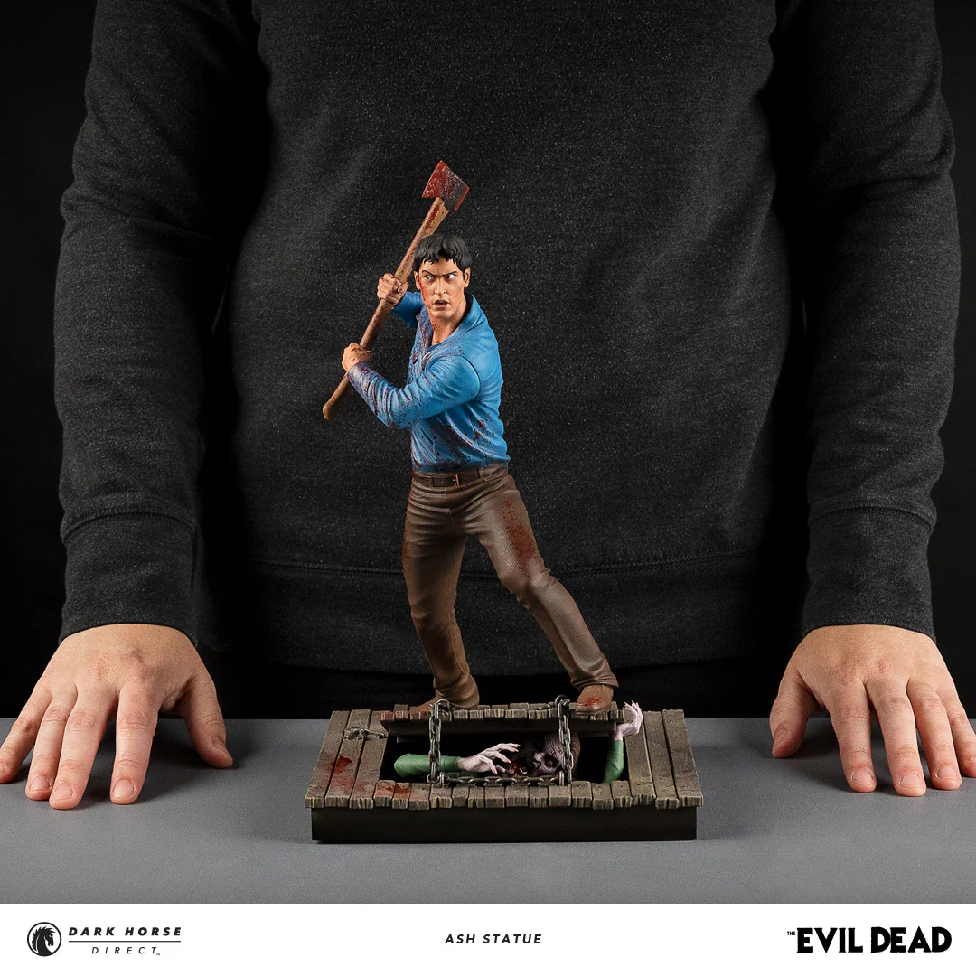 The Evil Dead: Ash Statue - Image 2
