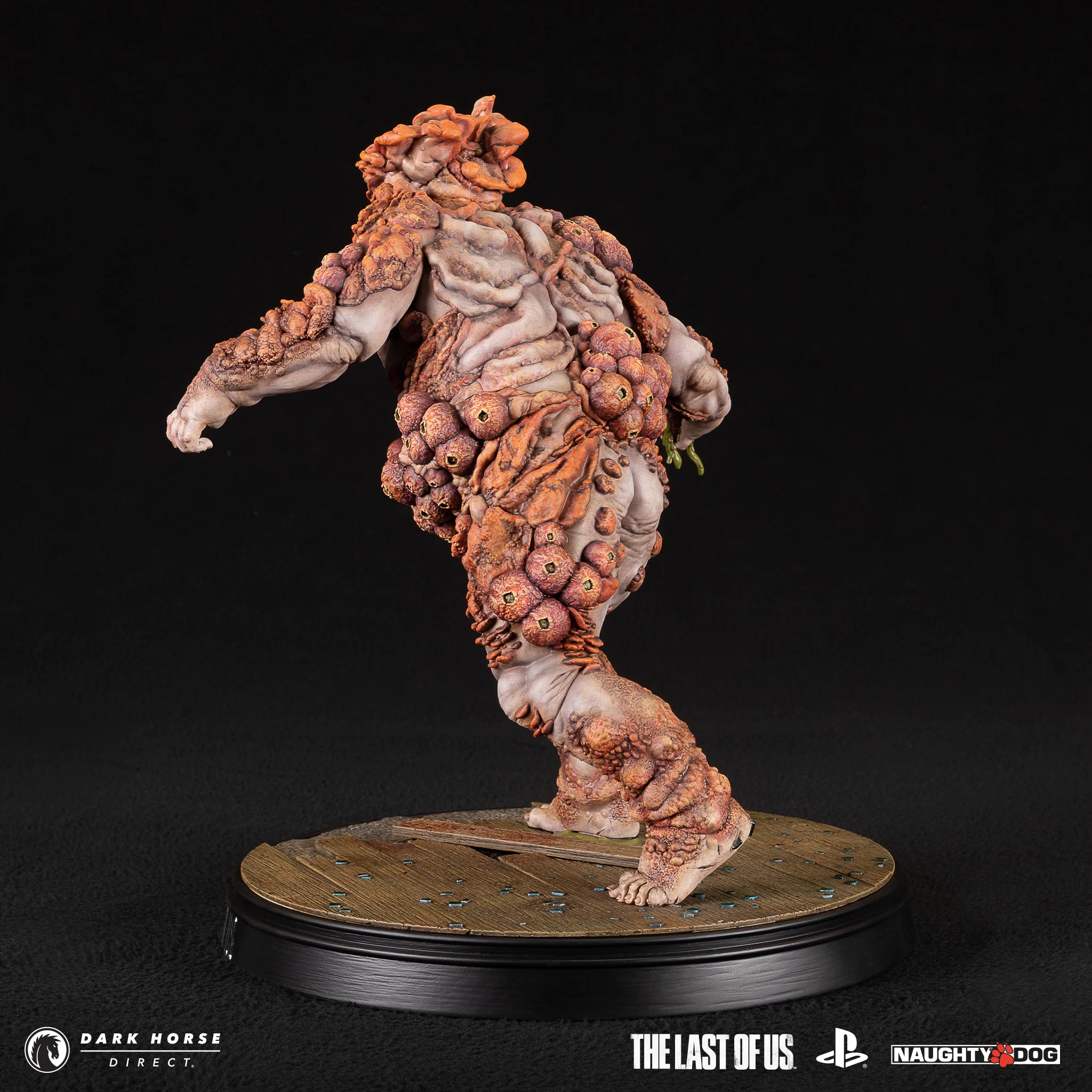 The Last of Us: Bloater Statue - Image 5