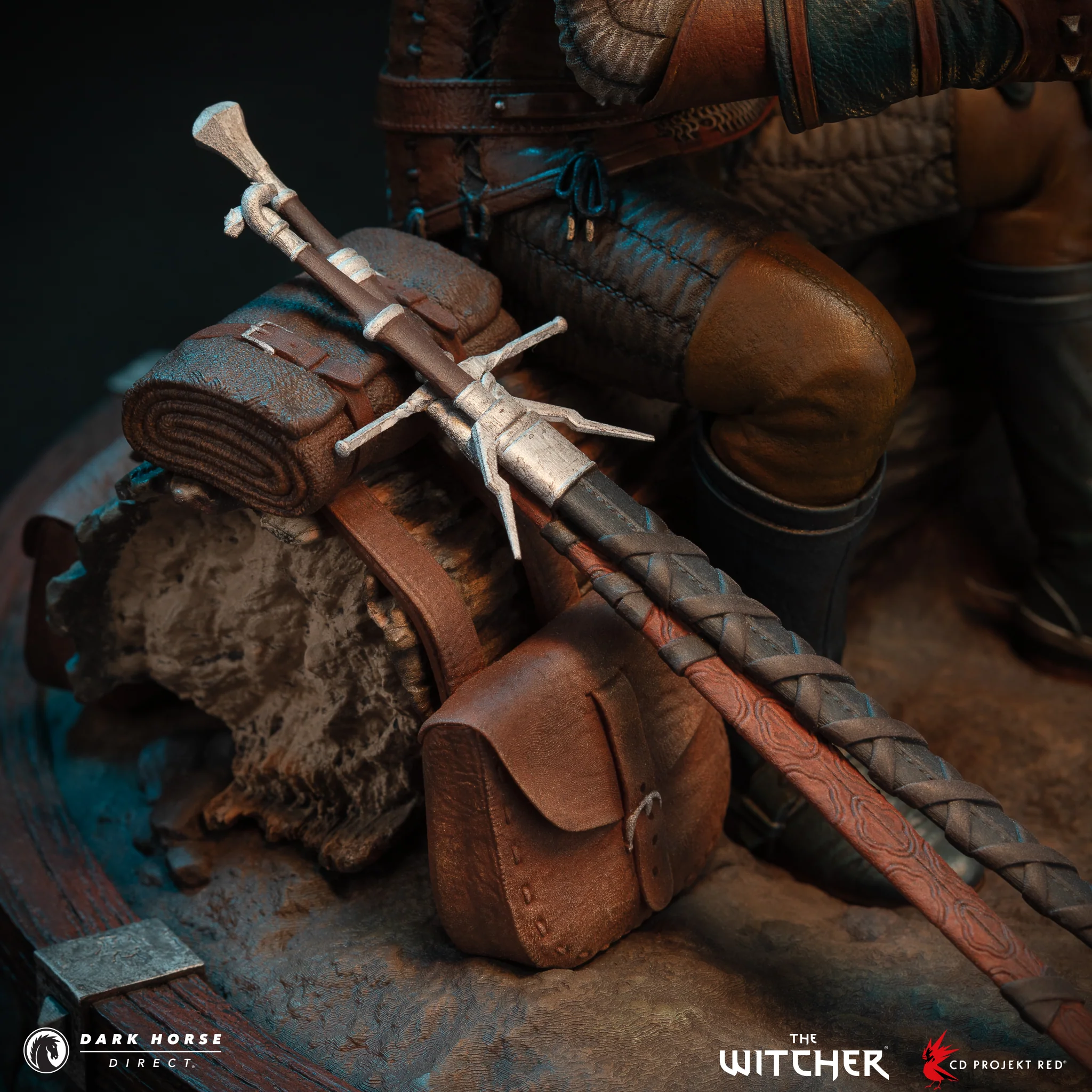 The Witcher: Geralt and Ciri Fireside Premium Statue - Image 19
