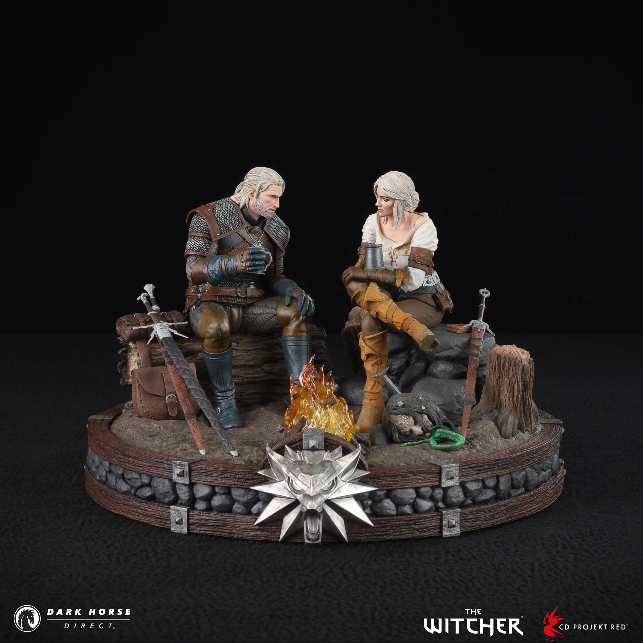 The Witcher: Geralt and Ciri Fireside Premium Statue - Image 3