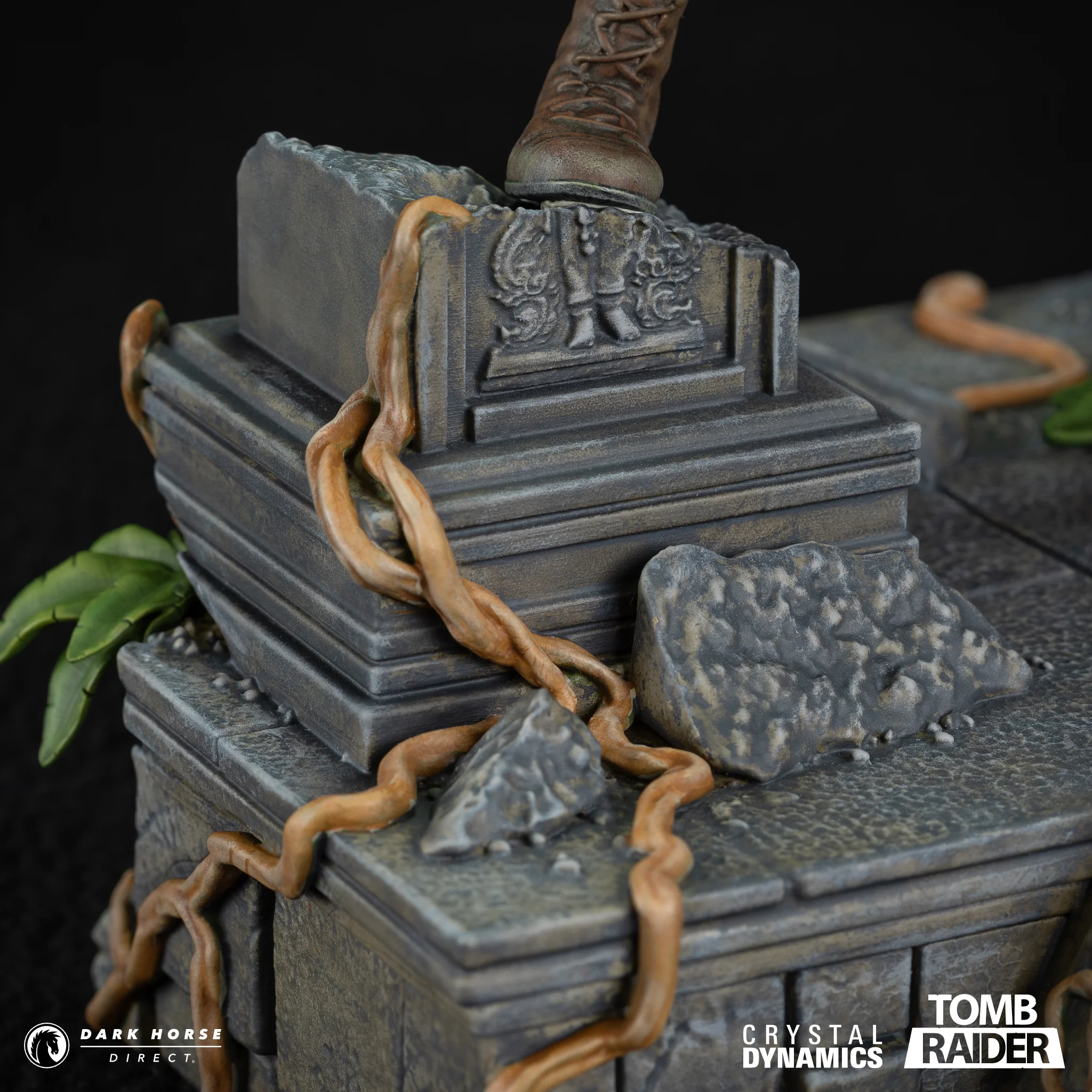 TOMB RAIDER: Lara Croft PVC Statue - Image 11